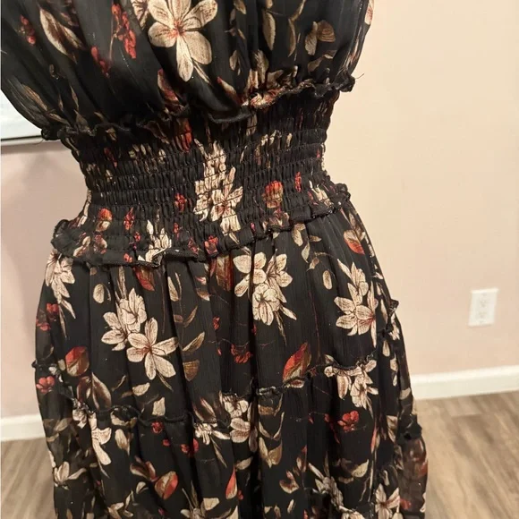 Trixxi Black Floral Mini Dress - Picture 3 of 7